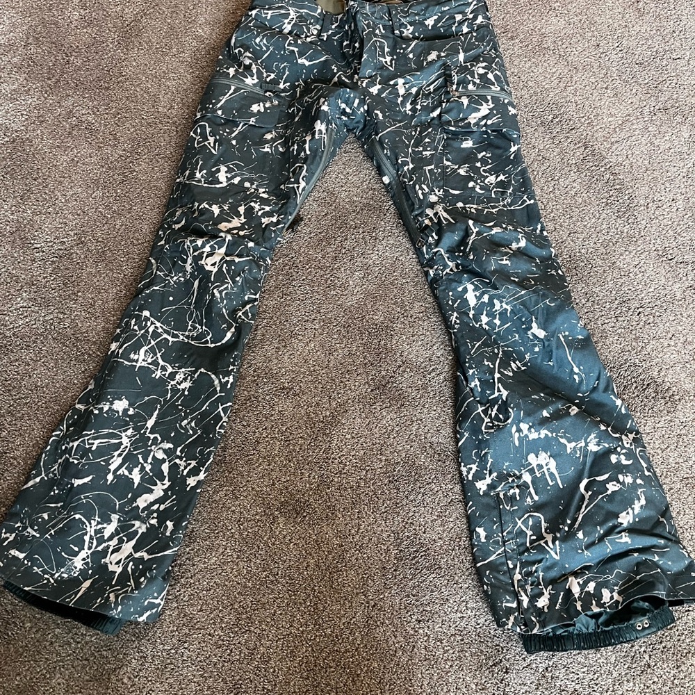 Burton Blue and White Abstract Women's Flare snow/ski pants